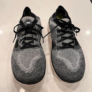 Men’s Nike Free Flyknit Size 10
